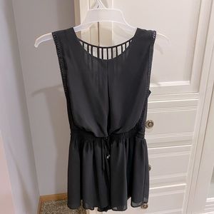 ✨5/$20✨ Classy Romper